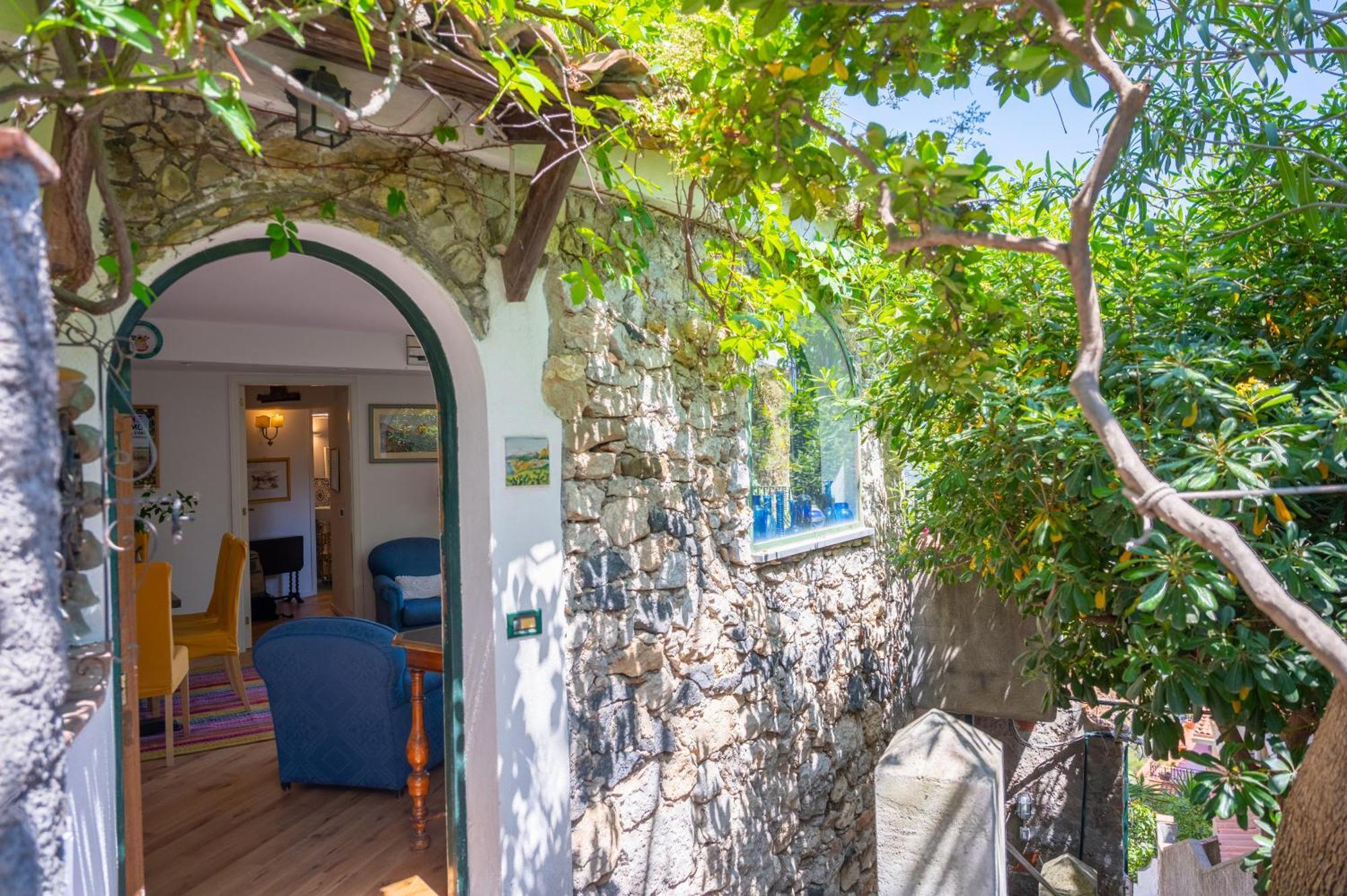 Old Memories House Apartment Taormina Exterior photo